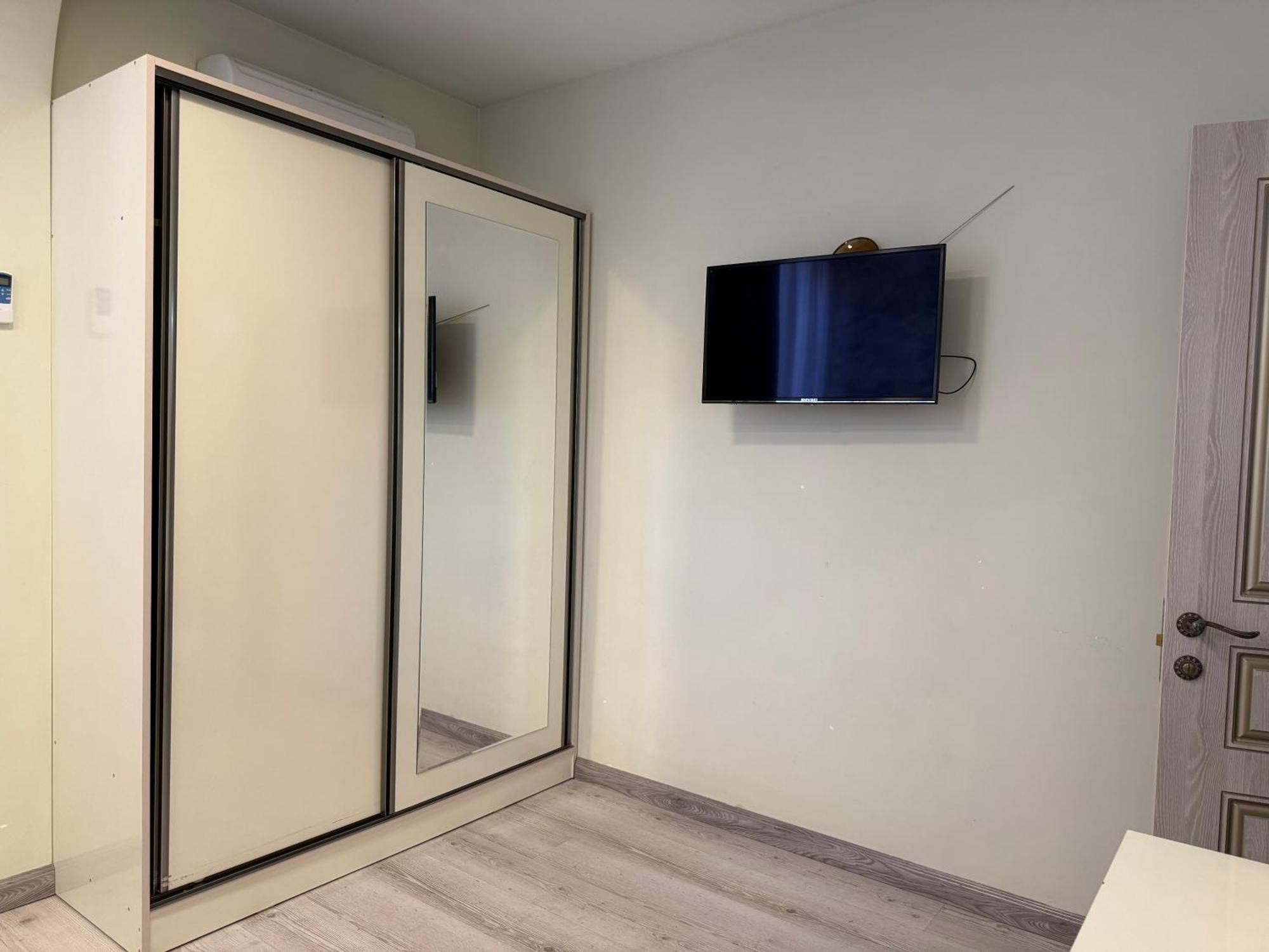 Stay Inn Apartments At Buzand 13 Street เยเรวาน ภายนอก รูปภาพ