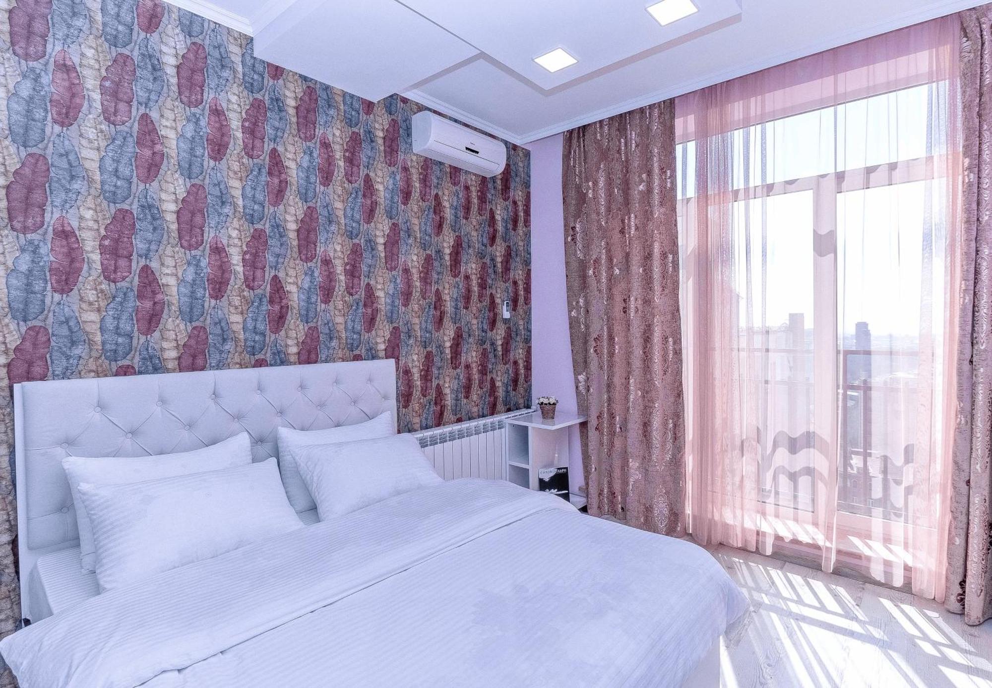 Stay Inn Apartments At Buzand 13 Street เยเรวาน ภายนอก รูปภาพ